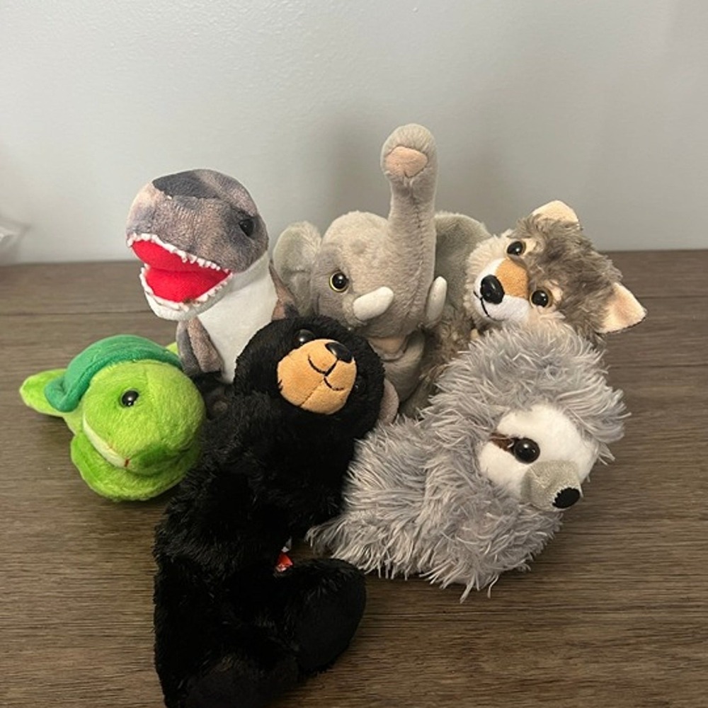 Wild Republic Huggers Plush Lot of 6 Slap Bracelet Wrist Bands Bear Sloth Shark